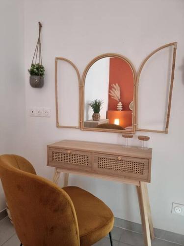 Saint-Pierre-des-Corps - Centre Maison cosy aux portes de Tours 3-Star Single Room pool