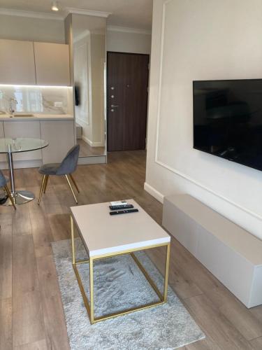 Platinum Towers Hotel Apartments - main image
