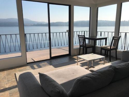 Ocean Front Retreat with Stunning Water Views in Brentwood Bay