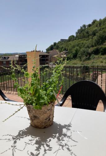 Apartament La Perla in Gironella