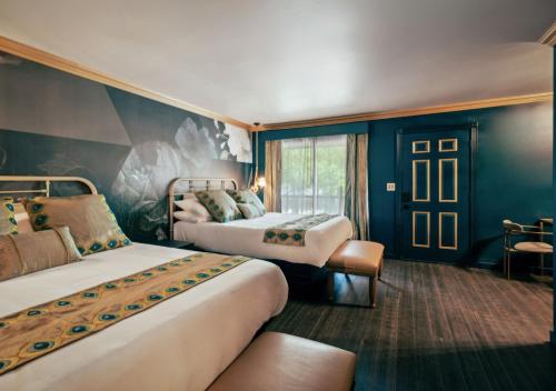 The Fainting Couch Boutique Hotel