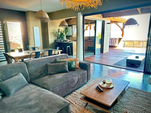 Villa Les Songes Bleus, sa piscine, son Spa et sa vue sur l'Océan Indien