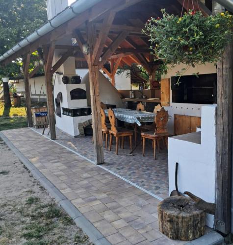 Activiteiten, Róka - tanya (Roka - tanya) in Šupljak