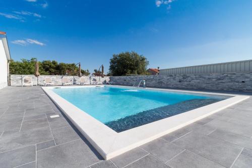 Apartmani Martin mit beheiztem Pool with heated Pool 2