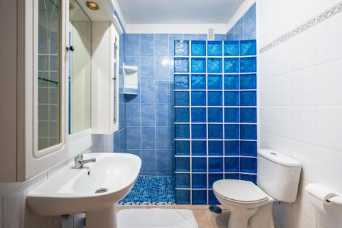 Atlantic View Tenerife South - Tap to explore photos