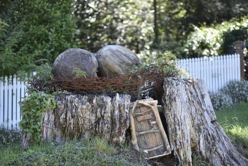 Romantic Retreat in the Dandenong Mountains