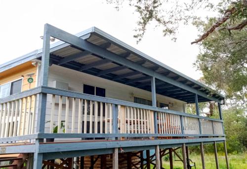 Balkons/terase, Loch Sport Beach Shack - Family Friendly Coastal Retreat in Loch Sport