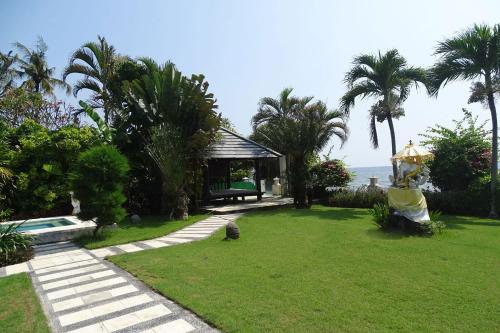 The Villa Pantai The Villa Pantai