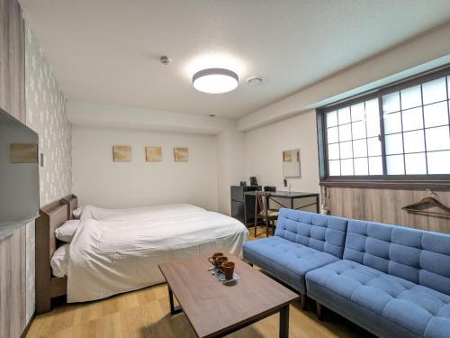Economy Triple Room