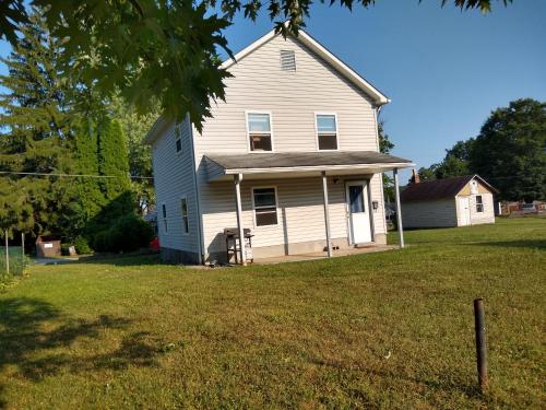 All-American Grill B&B Clarion Penn Prime in Clarion, USA