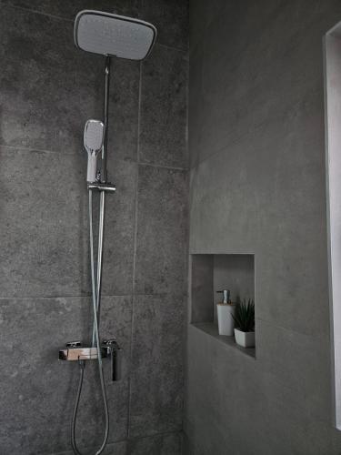 Otium Apartment 3Min Walk to Golem Beach - image 5