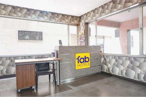 Lobby, FabHotel Classic Executive - Nr. Sasvad Road Railway Station in Jadhav wadi