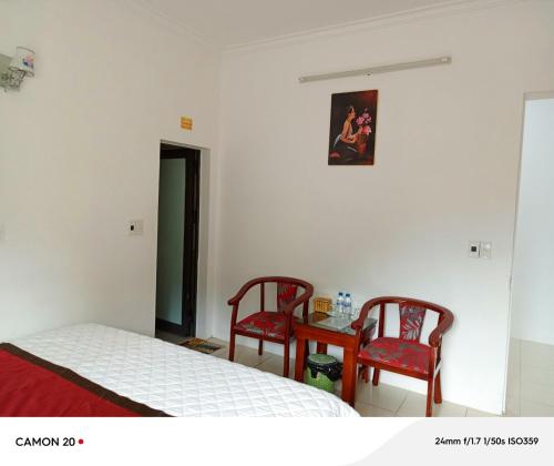 Deluxe Double Room image 3