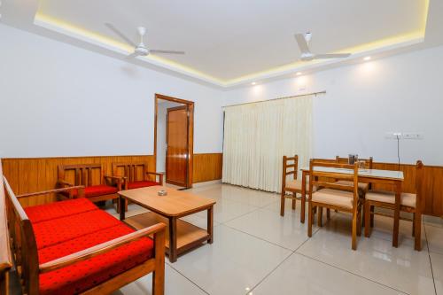 Janardan Hotel photo 5