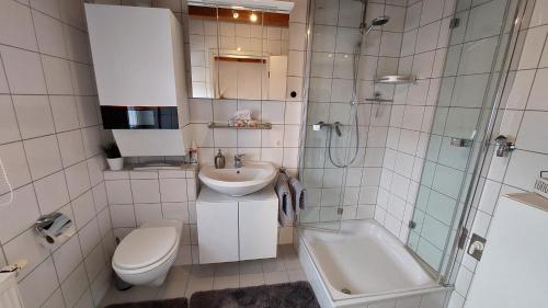Bathroom, Fewo Hohbergblick in Tauberbischofsheim
