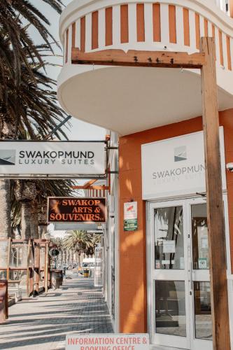 Entrée, Swakopmund Luxury Suites in Swakopmund