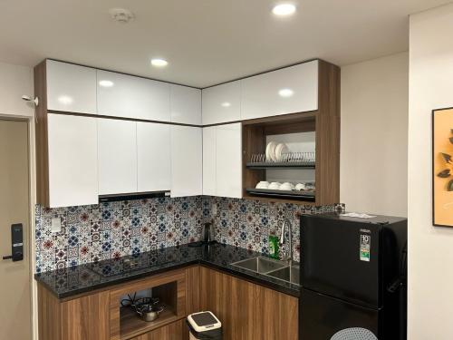 하롱의 아파트먼트 (55m², 침실 2개, 프라이빗 욕실 2개) - 주방
