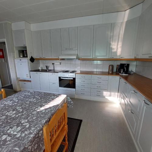 Simonhovi in Norinkyla