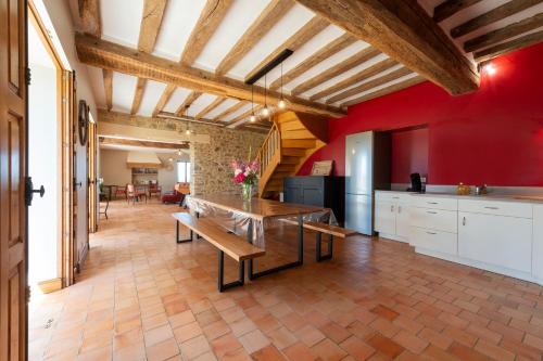 廚房, La Villa au Grand Chêne - Charmante maison pour 10p (La Villa au Grand Chene - Charmante maison pour 10p) in 沙蘭拉波特里