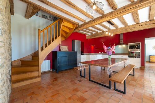 廚房, La Villa au Grand Chêne - Charmante maison pour 10p (La Villa au Grand Chene - Charmante maison pour 10p) in 沙蘭拉波特里