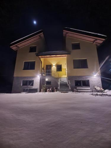 Apartment Privat Luna - image 12