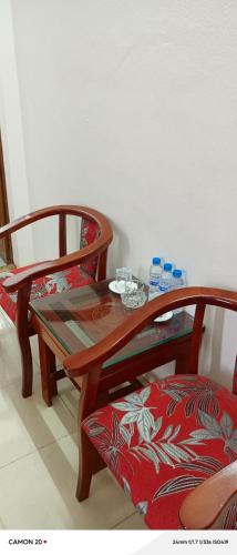 Deluxe Triple Room image 3