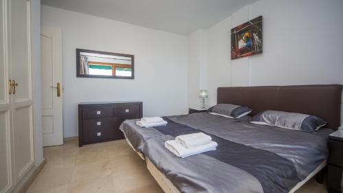 Apartment with Sea View image 9