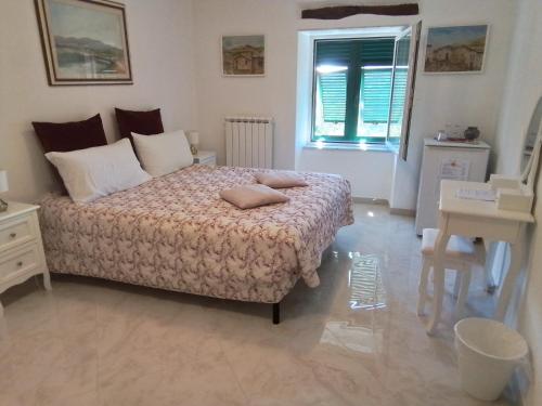 1 queen bed