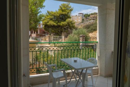 Three-Bedroom Apartment with Sea View image 10