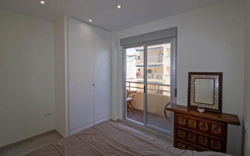 Apartment with Sea View image 5