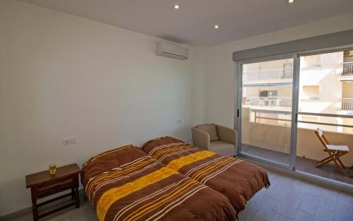 Apartment with Sea View image 3