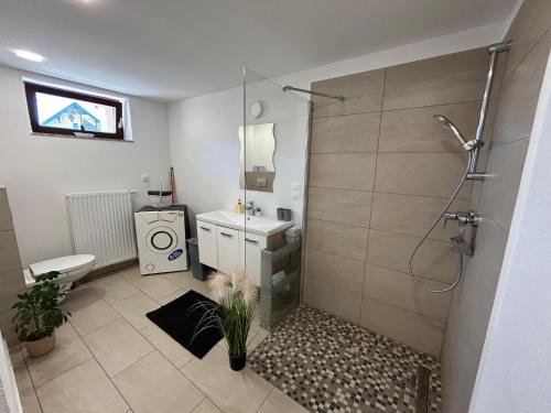 ฝักบัว, CSA- Ferienwohnung in มาเรียบิลด์