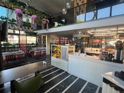 Star City Hotel - image 4