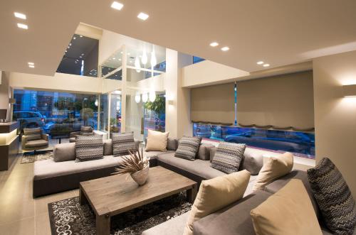 Létesítmények, Castello City in Patra Városközpont