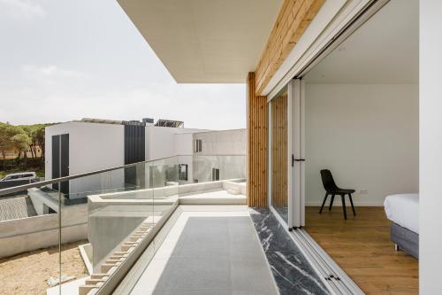ทัศนียภาพ, Lilac Cascais Villa with Swimming Pool in ปัมปิลเยย์รา
