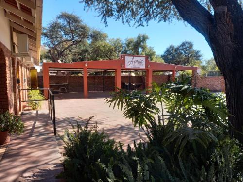 Acacia Gastehuis in คาทู