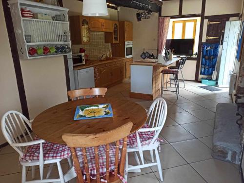 Gîte de campagne (Gite de campagne) in Ménil-Hubert-sur-Orne