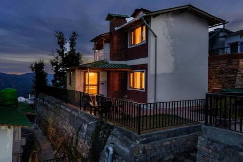 Pet-Friendly mountain view 2 bedroom cottage C1 in Ladfora Talla