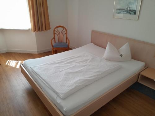 1 twin bed