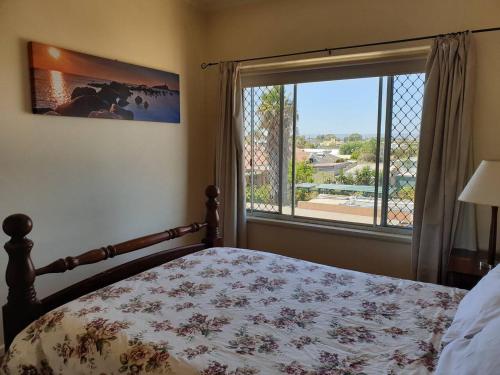 Beach side holiday apartment in West Lakes