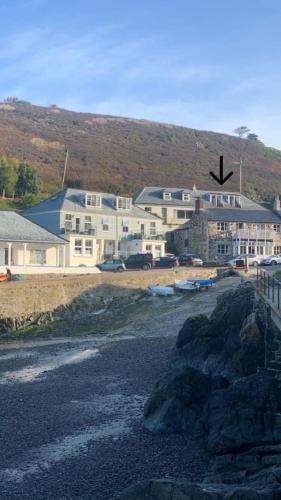 Tol-Dhu. One in a Mullion gîte à louer Predannack Head