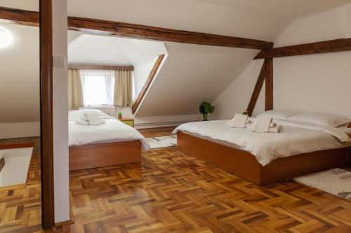 Prenoćište Omega Luxury (Prenociste Omega Luxury) in Ljubićki kej