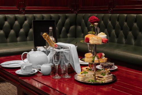 Fitzrovia Hotel - image 14
