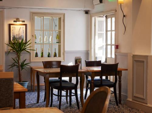 Sun Hotel by Greene King Inns - image 2