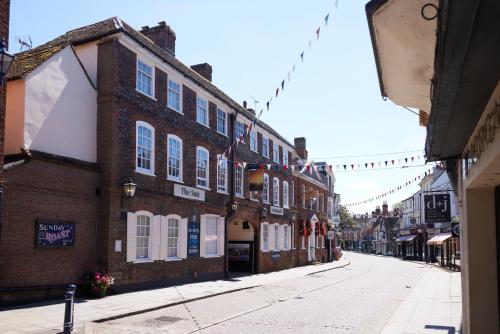 . Sun Hotel by Greene King Inns