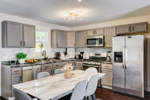 Iekārtas, Luxury Midterm Rental for Families, Medical and Corporate Professionals Cincy in Forest Park (OH)