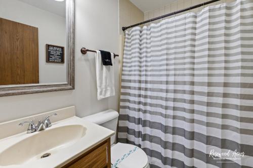 King Beds with all the comforts of home in Manteno, USA