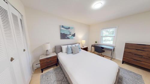 Pine Brook 1322 I Pool Gym I Free Parking ! in Newark, USA