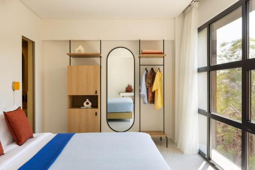 1 queen bed