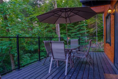 Lake Access, Hot Tub, Swim Platform etc Kedros in Entrelacs (QC)